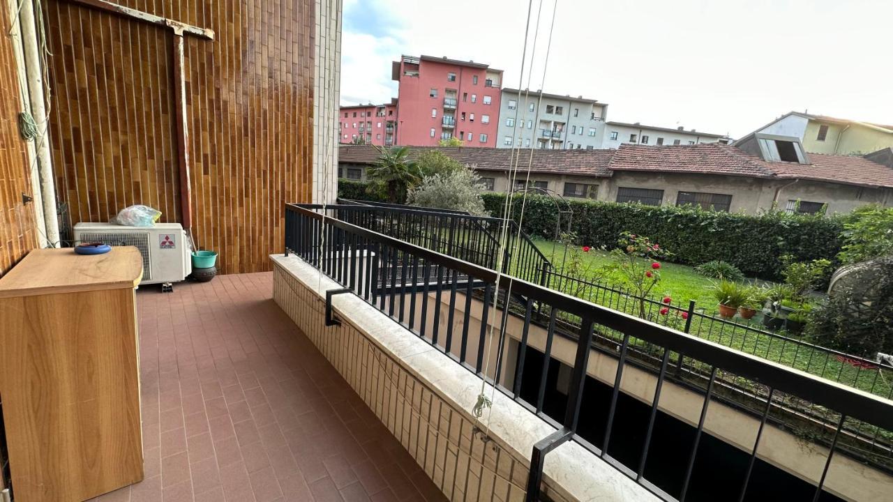 Dehomes - Two Bedrooms, Terrace, Wi-Fi, Tram To Centre & Rho Fiera Milan Exterior photo